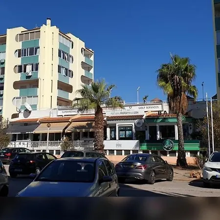 Parque De Amendoeiras Apartment *
